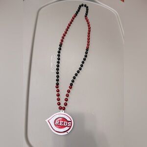 New Cincinnati Reds Beaded Necklace